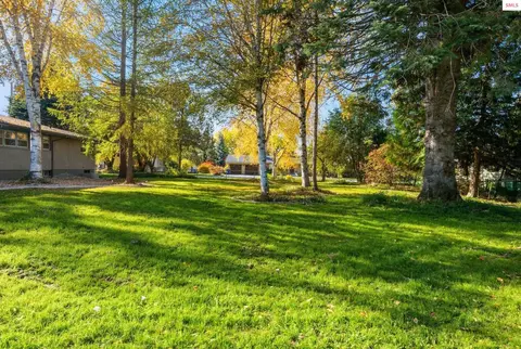 Exterior - 1104 Birch St, Sandpoint, ID 83864 photo 11 of 27
