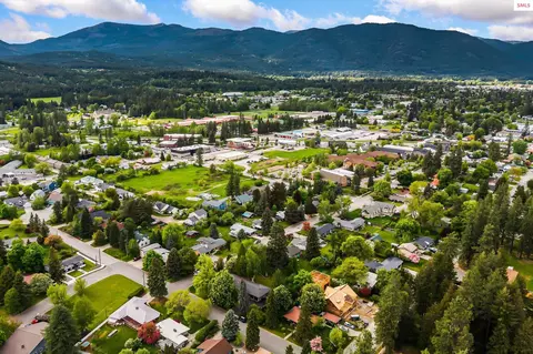 View/Area - 1104 Birch St, Sandpoint, ID 83864 photo 9 of 15