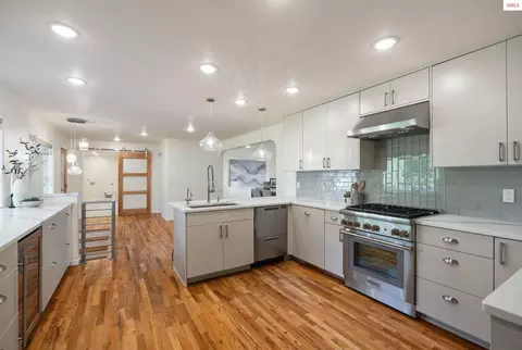 Kitchen - 1104 Birch St, Sandpoint, ID 83864 photo 5 of 7