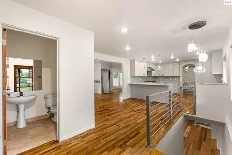 Entry Way - 1104 Birch St, Sandpoint, ID 83864 photo 1 of 6