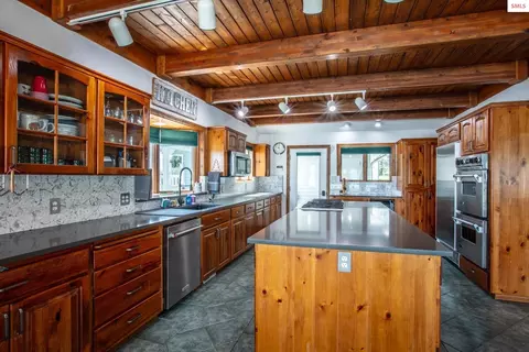 Kitchen - 433 Campbell Point Rd, Laclede, ID 83864 photo 3 of 5