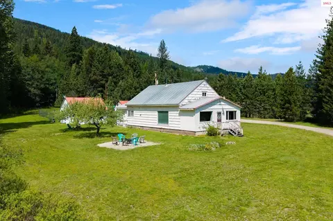 129 Little Field Dr, Sandpoint, ID 83864