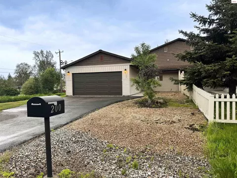 200 Brittany Loop, Kootenai, ID 83840
