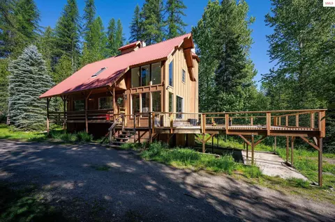 6045 Upper Pack River Rd, Sandpoint, ID 83864