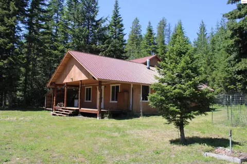 346 Old Range Rd, Clark Fork, ID 83811