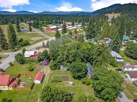 View/Area - 213 W 5th Ave, Clark Fork, ID 83811 photo 3 of 21