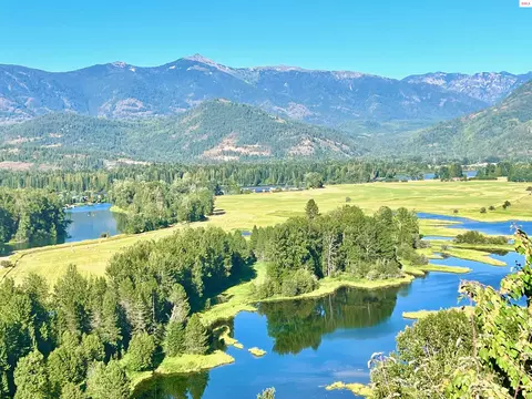 View/Area - 213 W 5th Ave, Clark Fork, ID 83811 photo 17 of 21