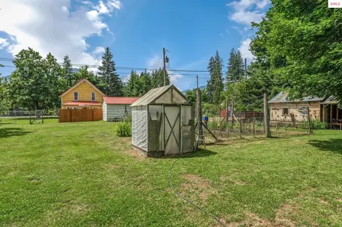 Exterior - 213 W 5th Ave, Clark Fork, ID 83811 photo 10 of 13