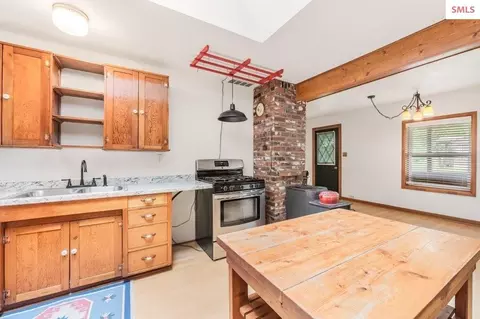 Kitchen - 213 W 5th Ave, Clark Fork, ID 83811 photo 4 of 5