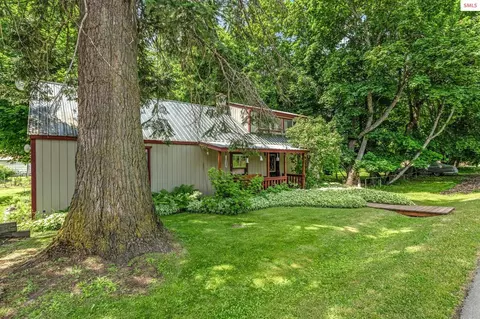 Exterior - 213 W 5th Ave, Clark Fork, ID 83811 photo 4 of 13