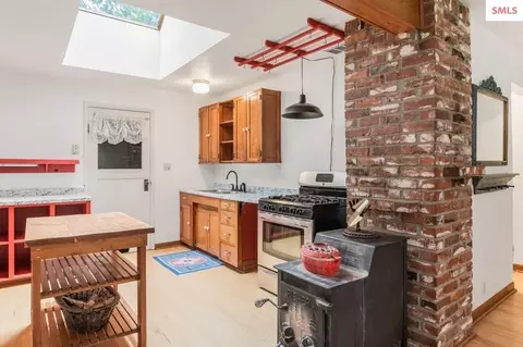 Kitchen - 213 W 5th Ave, Clark Fork, ID 83811 photo 5 of 5