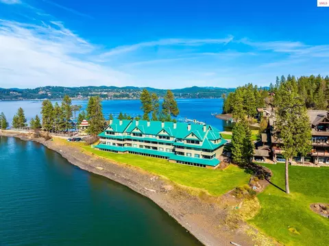 4549 S Arrow Point Dr #207, Harrison, ID 83833