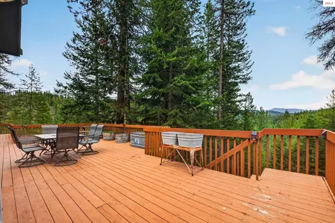 Exterior - 17461 N Right Fork Rd, Hauser, ID 83854 photo 9 of 36