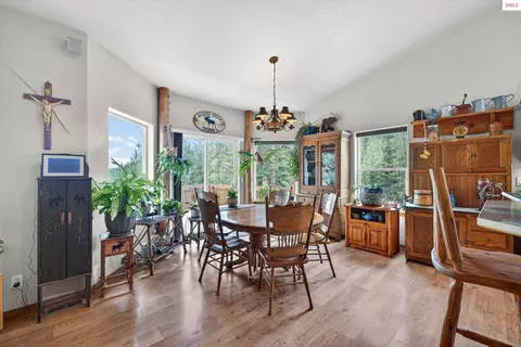 Dining - 17461 N Right Fork Rd, Hauser, ID 83854 photo 4 of 5