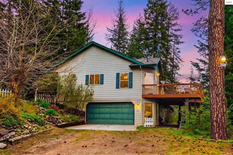 Exterior - 17461 N Right Fork Rd, Hauser, ID 83854 photo 4 of 36