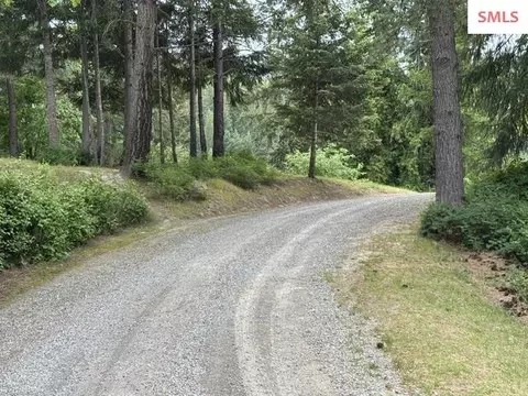 6855 Cemetery Rd C, Bonners Ferry, ID 83805