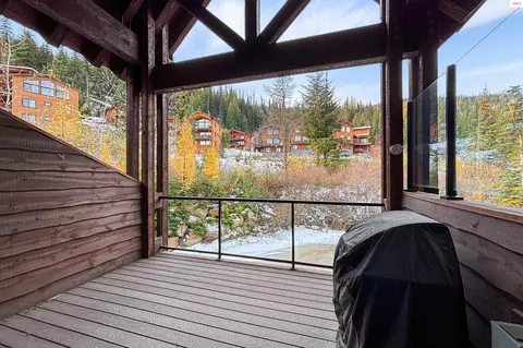 Exterior - 38 Avalanche Rd, Sandpoint, ID 83864 photo 3 of 5
