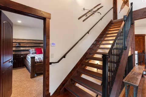 Entry Way - 38 Avalanche Rd, Sandpoint, ID 83864 photo 2 of 3