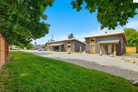 1608 Cedar St, Sandpoint, ID 83864