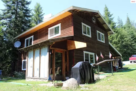788 Gold Cup Mountain Rd, Priest River, ID 83856