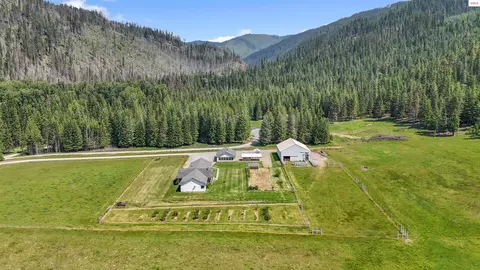 828 W Fork Eagle Creek Rd, Wallace, ID 83873 photo 2