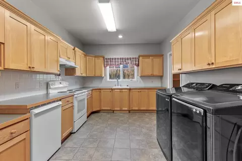 828 W Fork Eagle Creek Rd, Wallace, ID 83873 photo 27