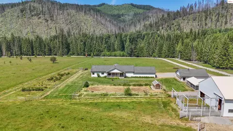 828 W Fork Eagle Creek Rd, Wallace, ID 83873 photo 4
