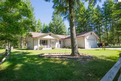 14 Whispering Ln, Moyie Springs, ID 83845