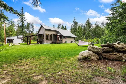 320 Coyote Creek Ln, Sandpoint, ID 83864