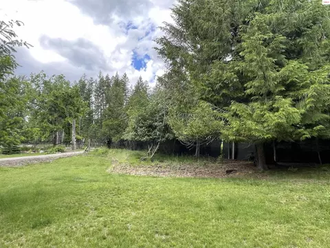 385 Upland Dr, Sandpoint, ID 83864 photo 4