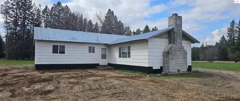 286 Blume Hl, Bonners Ferry, ID 83805