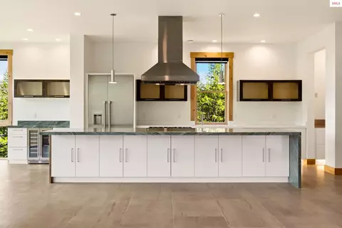 Kitchen - 277 Blizzard Dr, Sandpoint, ID 83864 photo 1 of 13