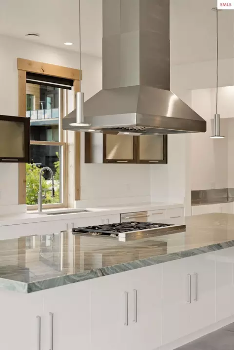 Kitchen - 277 Blizzard Dr, Sandpoint, ID 83864 photo 11 of 13