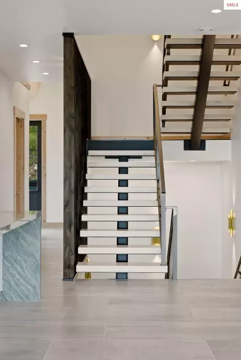 Entry Way - 277 Blizzard Dr, Sandpoint, ID 83864 photo 2 of 2
