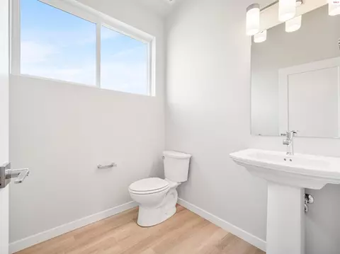 Bath - 1229 E Millworx Loop, Post Falls, ID 83854 photo 1 of 5