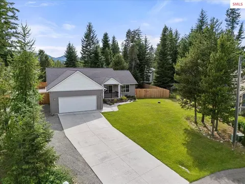 5467 W Corkys Ct, Spirit Lake, ID 83869