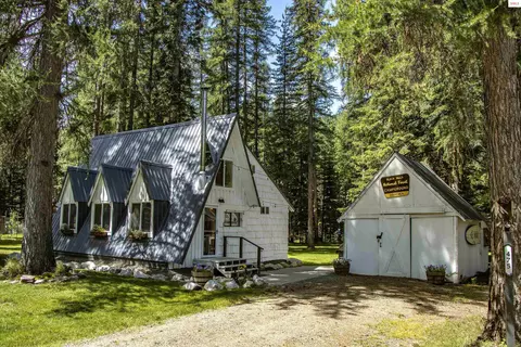 475 Dry Creek Rd, Clark Fork, ID 83811