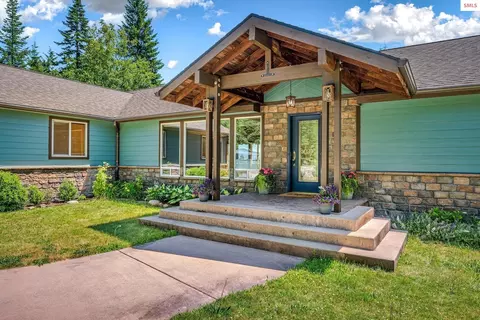 218 Topaz Trl, Sandpoint, ID 83864