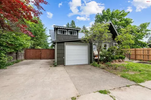 331 Huron, Sandpoint, ID 83864 photo 2