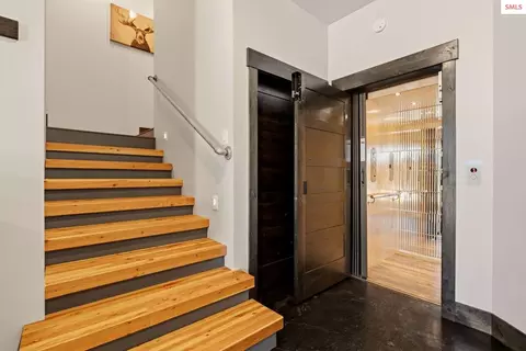 Entry Way - 270 Blizzard Dr, Sandpoint, ID 83864 photo 2 of 9