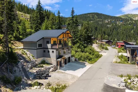 Exterior - 270 Blizzard Dr, Sandpoint, ID 83864 photo 7 of 8