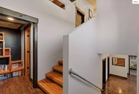 Entry Way - 270 Blizzard Dr, Sandpoint, ID 83864 photo 5 of 9