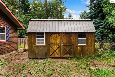 Exterior - 279 Tower Rd, Naples, ID 83847 photo 11 of 13