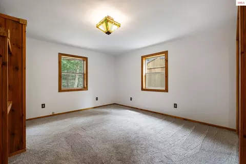 Bedroom - 279 Tower Rd, Naples, ID 83847 photo 2 of 4