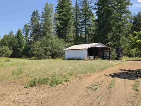 Exterior - 1599 Samuels Rd, Sandpoint, ID 83864 photo 12 of 30