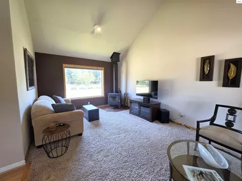 Living - 1599 Samuels Rd, Sandpoint, ID 83864 photo 1 of 1