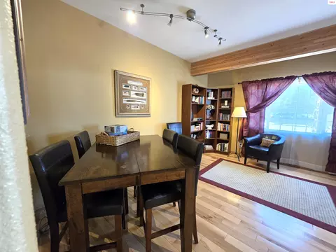 Dining - 1599 Samuels Rd, Sandpoint, ID 83864 photo 4 of 4