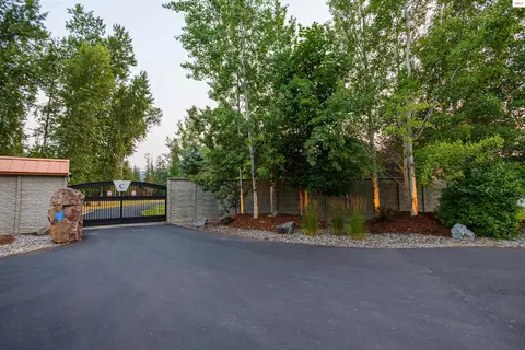 Exterior - 26368 Highway 2, Dover, ID 83825 photo 5 of 30