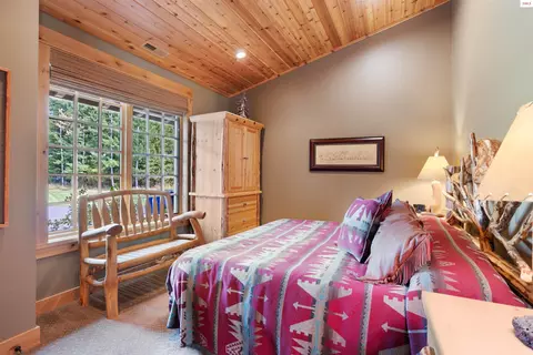 Bedroom - 26368 Highway 2, Dover, ID 83825 photo 3 of 7