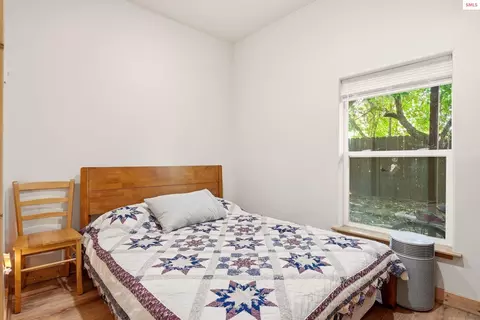 Bedroom - 1601 Main St, Sandpoint, ID 83864 photo 3 of 4